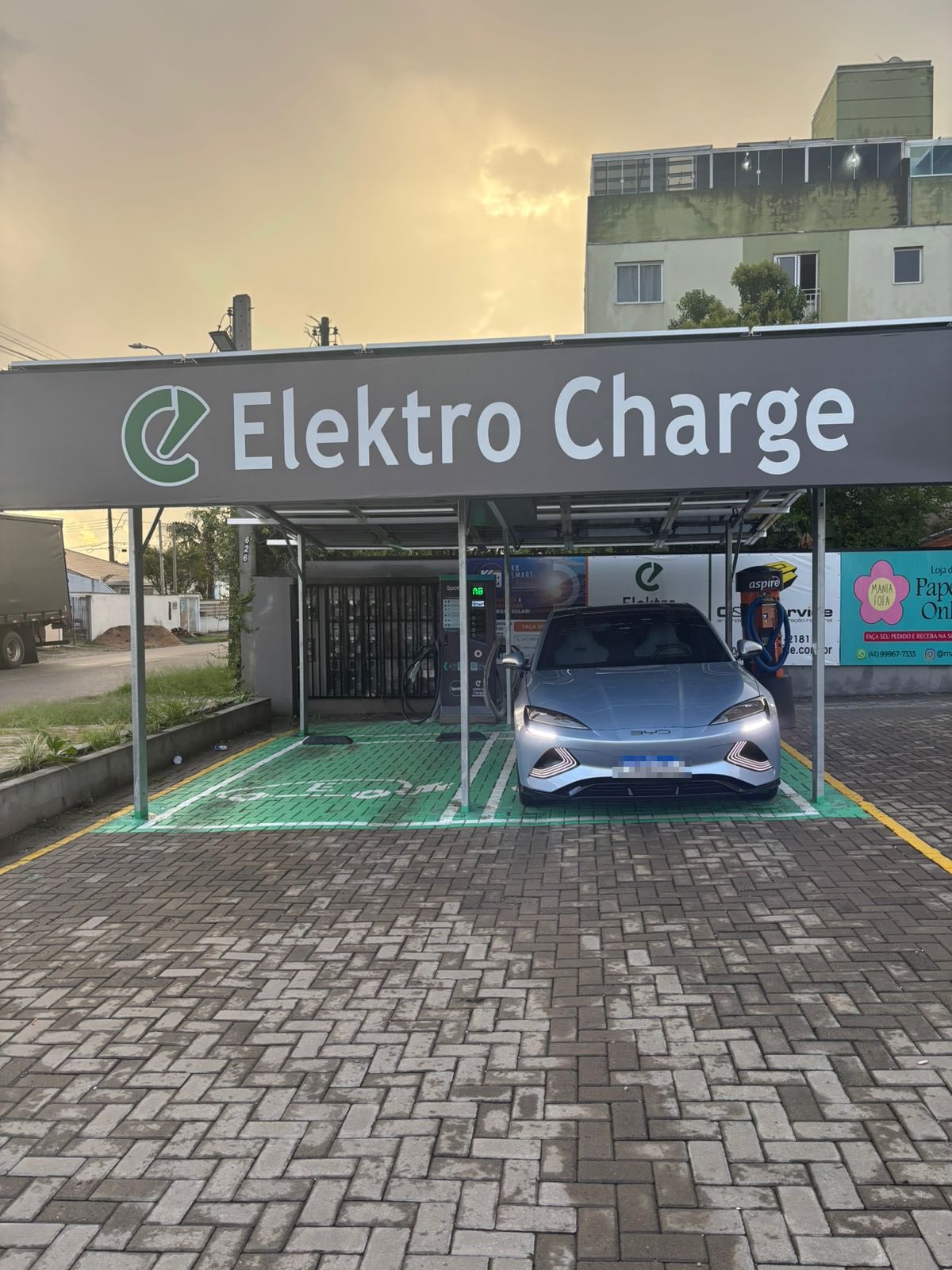 Elektro Charge — Av. Maringá, Pinhais
